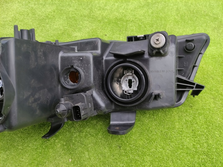 фото №12, Honda accord vii 03-06 лампа правая передняя перед