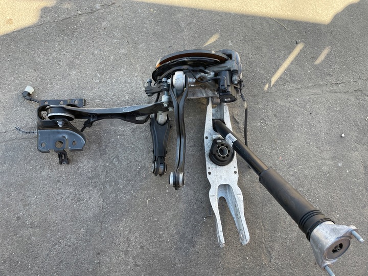 фото №1, Mercedes w177 підвішування поворотна опора ступиця важелі праві зад- a2470400