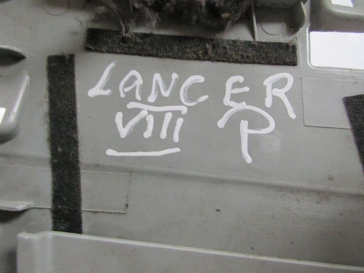 фото №5, Защита заглушка стойка правая mitsubishi lancer viii 7211a063
