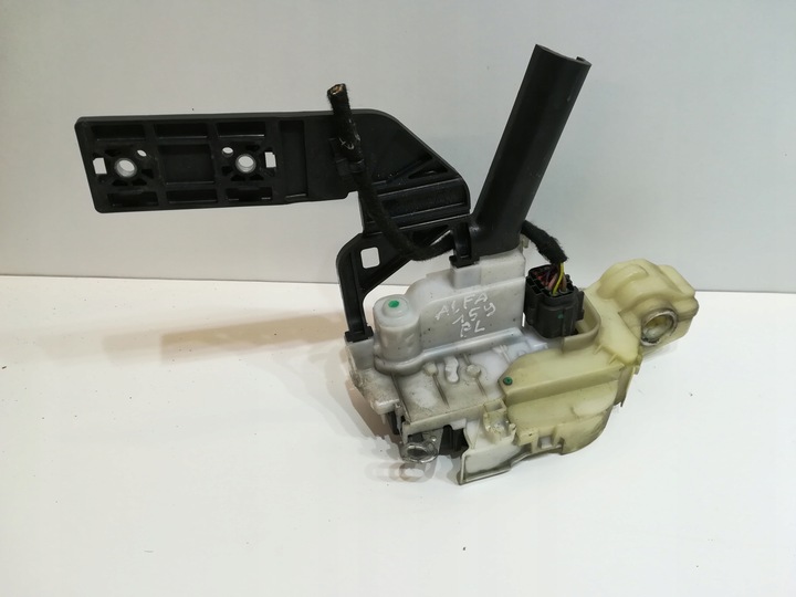 фото №1, Замок дверь левый перед европа alfa romeo 159