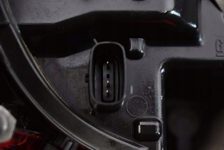 фото №8, Лампа права зад задня 39077375 opel astra 5 v k універсал 15-20