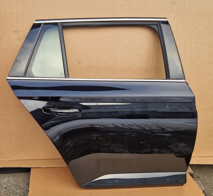 фото №1, Дверь skoda superb iii универсал w цвет lf9r оригинал идеал