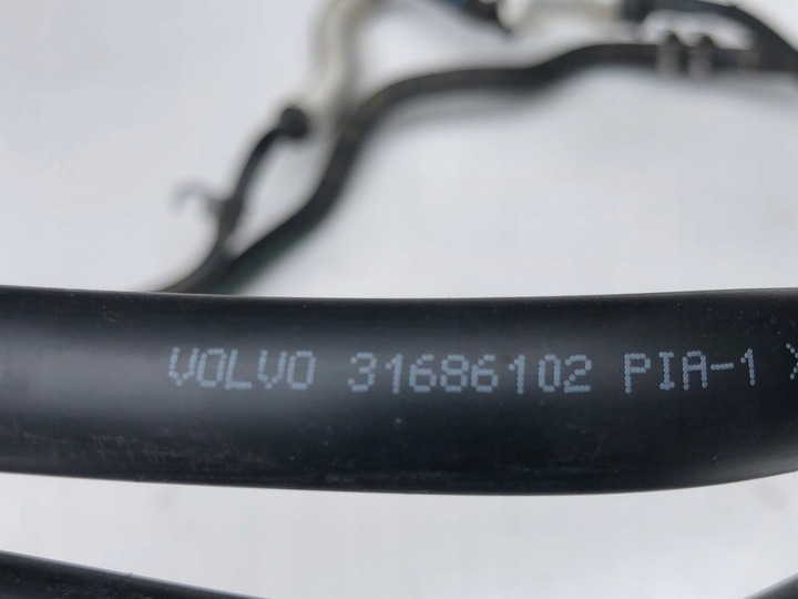 фото №7, Volvo v60 ii 2.0 t8 гібрид шланги води шланг 32263991 31368149 31686102