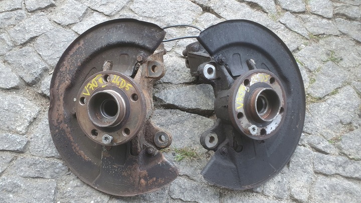 фото №1, Ступица поворотный кулак перед volvo v70 iii s80 ii 2.4 d5