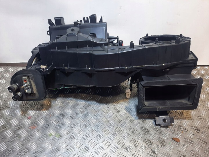 фото №8, Volkswagen routan p7284001 модуль нагревателя