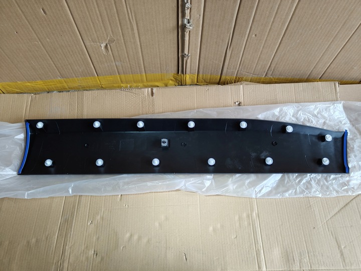 фото №4, Jeep renegade планка дверь левый перед новая оригинальная