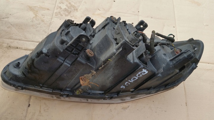 фото №13, Ssangyong rodius лампа ліва lub права перед