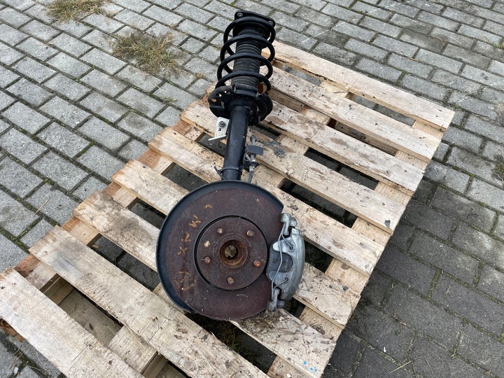 фото №1, Ford c-max mk2 поворотный кулак правая mchperson правые