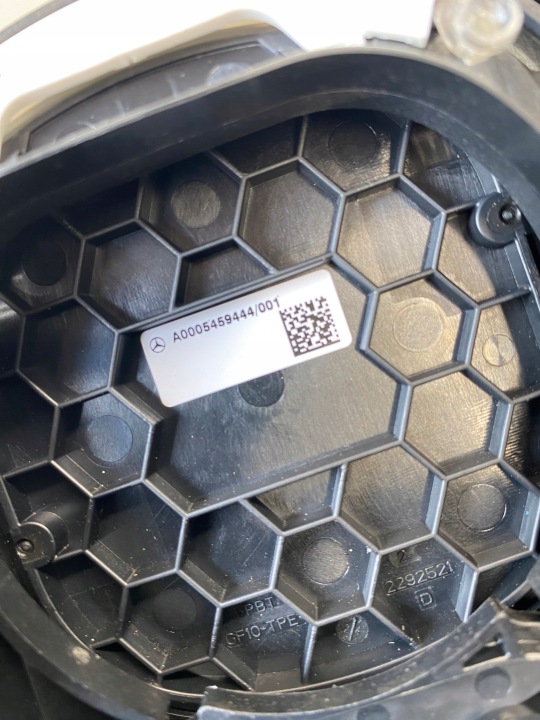 фото №6, Mercedes cla w118 plug in гибрид крышка корпус розетка зарядки