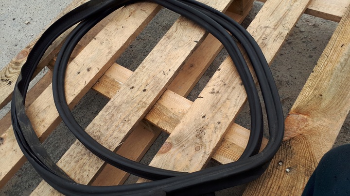 фото №7, A6 c7 4g прокладка крышки багажника зад sedan