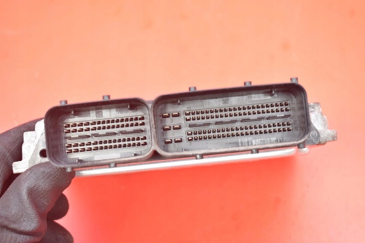 фото №8, Блок керування комп'ютер двигуна 06f906056s audi a3 8p 2.0 fsi 150 km 03-05