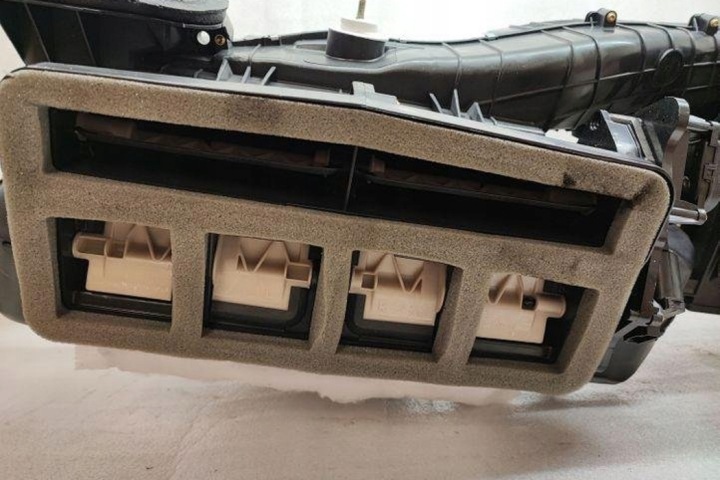фото №14, Обігрівач jeep grand cherokee i zj dm666002 6.4l бензин 132kw 2019