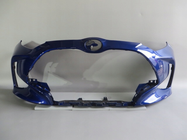 фото №1, Toyota yaris iv 4 2020- бампер переднее перед 52119-k0060