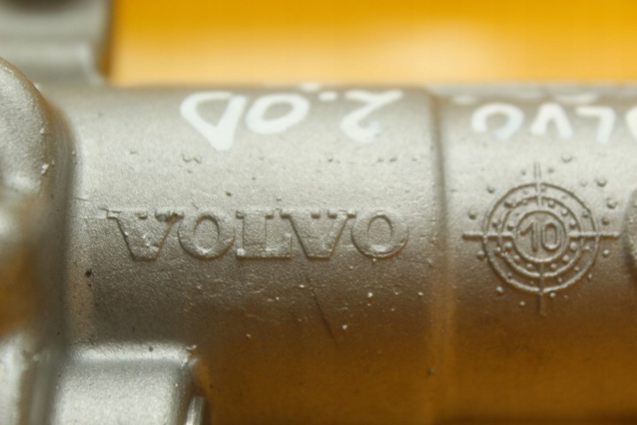 фото №13, Насос масла volvo v60 i xc60 s80 v70 2.0 d 31330979 0404130094