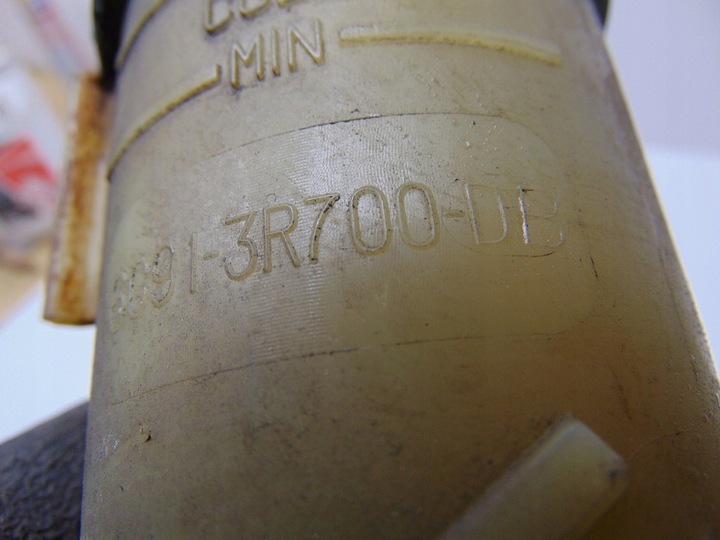 фото №8, Бак жидкости усилителя ford s-max mk1 2.2 tdci 6g91-3r700-db