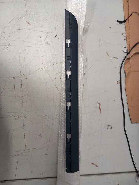 фото №1, Vw passat b8 планка двері ліва зад задня 3g0854949