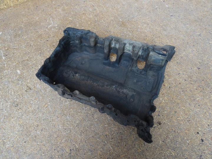 фото №7, Audi a3 8v golf vii leon iii 2.0 tdi вкладка защита поддон масляной 04l103660a