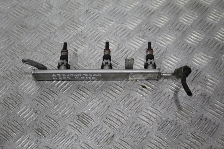 фото №1, Планка вприскувальний форсунки smart fortwo w453 a2810107300 0,9 tce