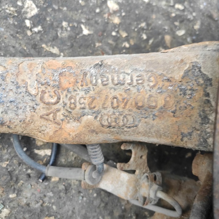 фото №5, Поворотна опора права перед audi a4 b5 fl 1.6 b