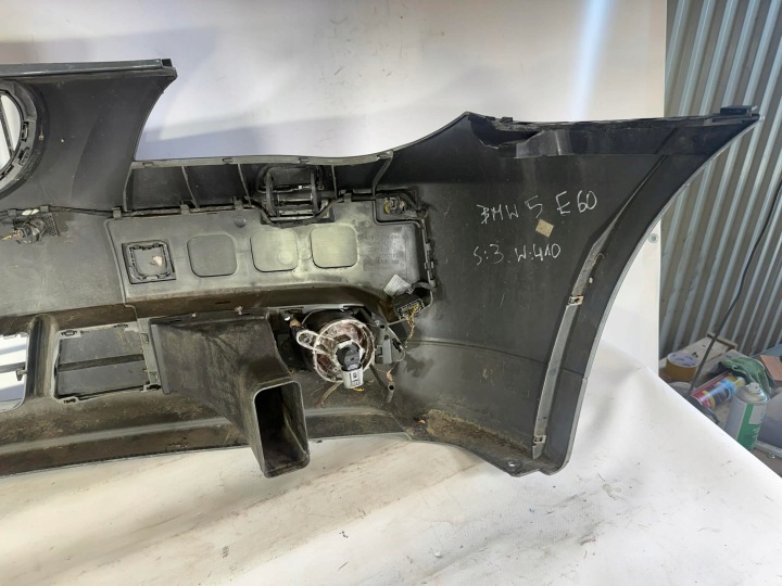 фото №11, Bmw 5 e60 бампер перед передний 03-07 распылитель. pdc 7033694