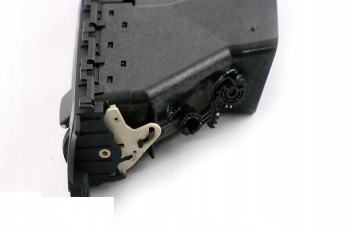 фото №11, Bmw e92 e93 решітка повітропровід свіжого повітря вентиляція панелі розподільчої