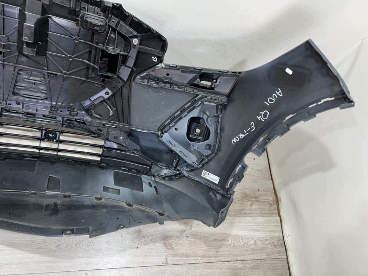 фото №12, Audi q4 e-tron 89a 89a807437 89a807725 бампер передній перед решітка решітка