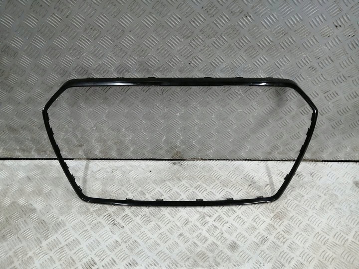 фото №1, Ww audi a6 c7 4g0 fl рестайлинг рамка решётка чёрная решётка радиатора 4g0807715c