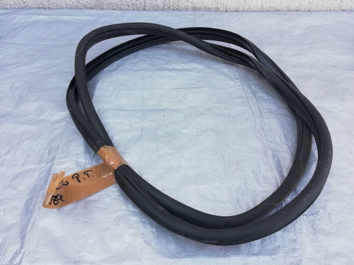 фото №1, Прокладка двері правий зад hyundai i30 ii 12-16 kom