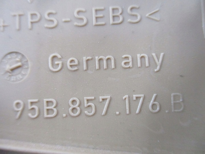 фото №5, Заглушка консоли macan 95b857175b 95b857176b