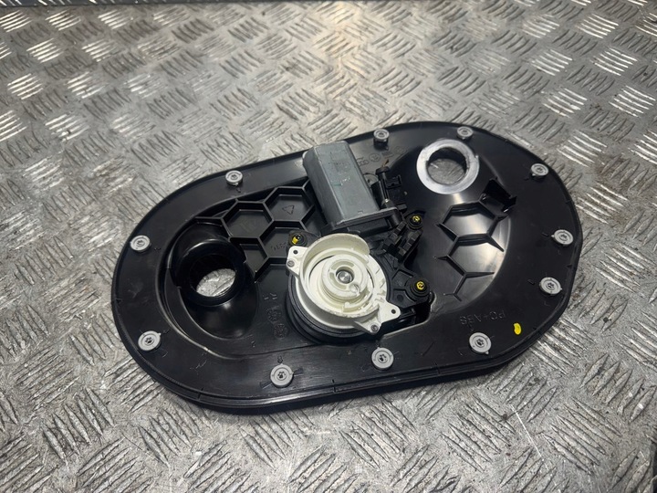 фото №1, Bentley bentayga audi q7 доводчик дверь правые перед przendni правая