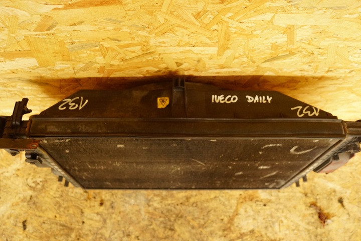 фото №4, Радіаторів вентилятор iveco daily 2.3 d