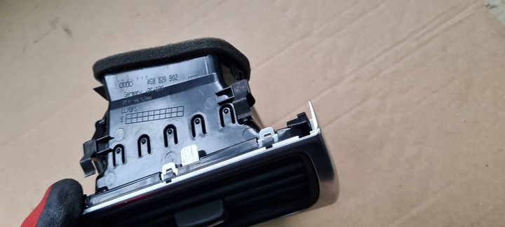 фото №6, A7 4g решётка воздуховод консоли правая 4g8820902