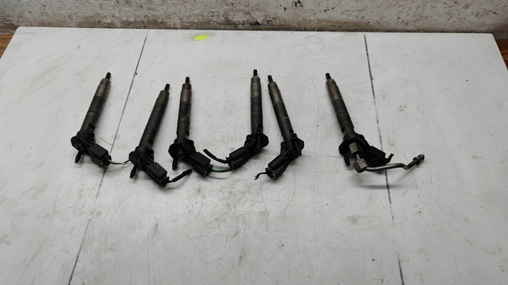 фото №7, Форсунка форсунки mercedes w211 w204 3.0 cdi v6 a6420701387 0445115064