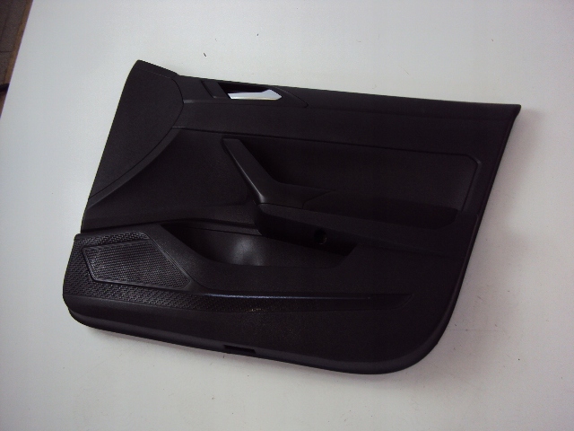 фото №1, Оббивка двері праві перед vw polo 2g 2017-