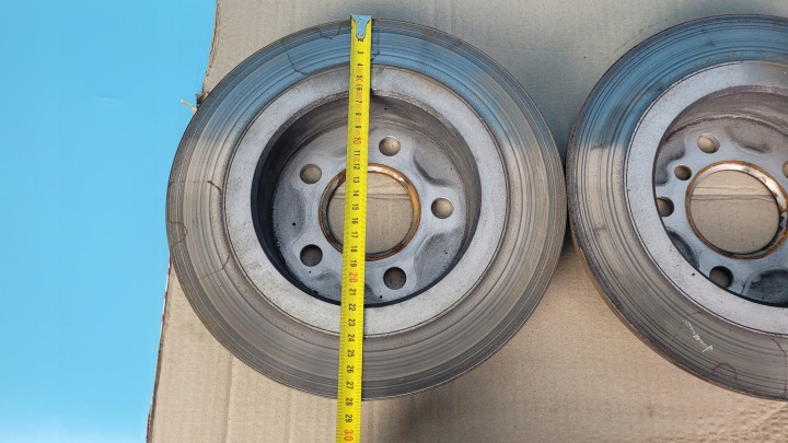 фото №11, Bmw x1 u11 sdrive18i 23r диск гальмівна зад 6891085 комплект