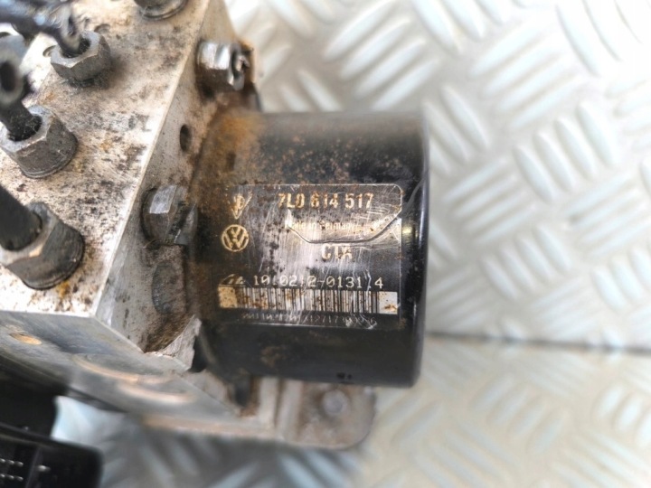 фото №9, Vw touareg i 7l 3.0 tdi v6 блок керування abs головний гальмівний циліндр 7l0614517 7l0907379k