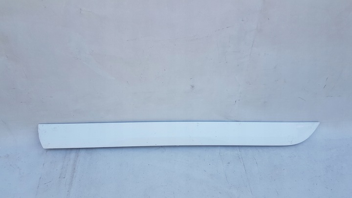 фото №1, Audi a3 sportback 8p4 планка дверь левая зад оригинал.