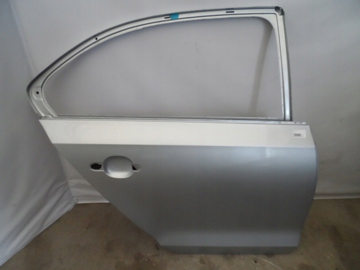 фото №1, Двері зад праві vw jetta 5c usa