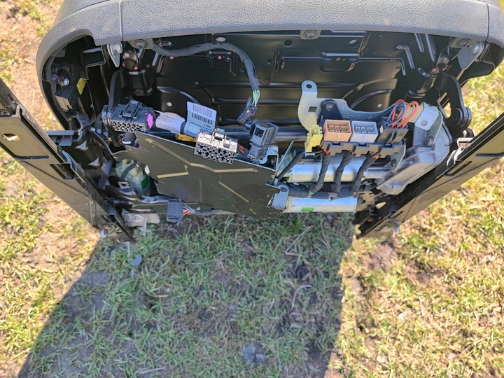 фото №7, Сиденье правые чёрная кожа audi a8 d3