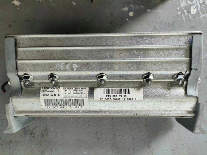 фото №6, Mercedes w215 подушка пасажира 2158600905