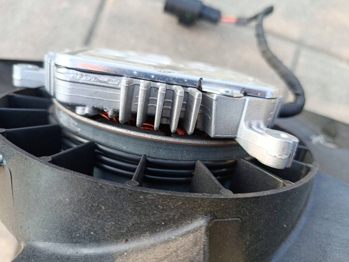 фото №10, Вентилятор двигунчик радіатор дизель європа bmw x1 f48