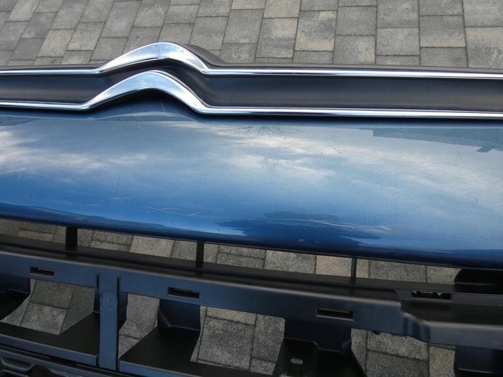 фото №10, Бампер, решётка, решётка радиатора, решётка средняя citroen c-4 picasso передний рестайлинг