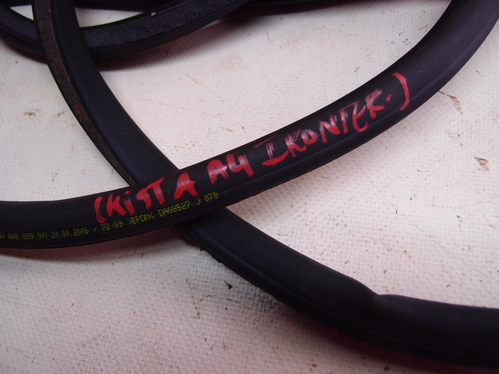 фото №6, Прокладка двері лівий зад audi a4 b9 sedan