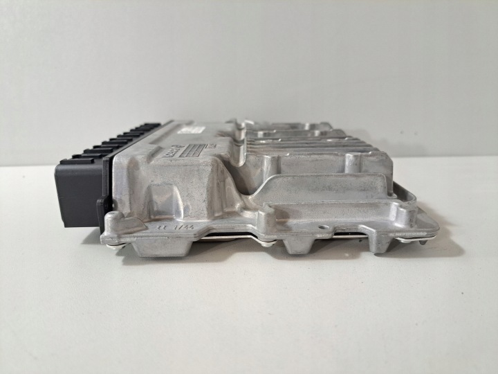 фото №9, Bmw 5 g30 g31 2019 блок керування двигуном (ecu) dme 84t0h
