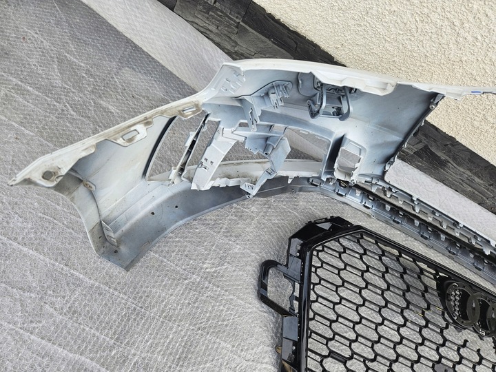 фото №14, Audi rs4 8w0-zderzak перед решётка радиатора спойлер 8w0807437t