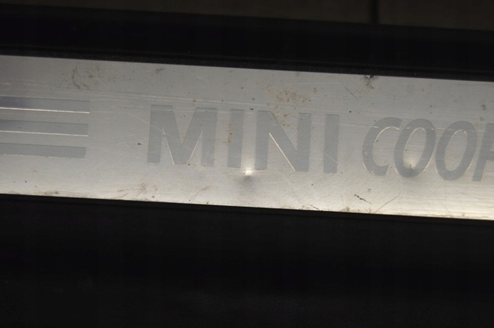 фото №5, Накладка пороговая левая чёрная 1505863 mini cooper one r50 рестайлинг 04-06