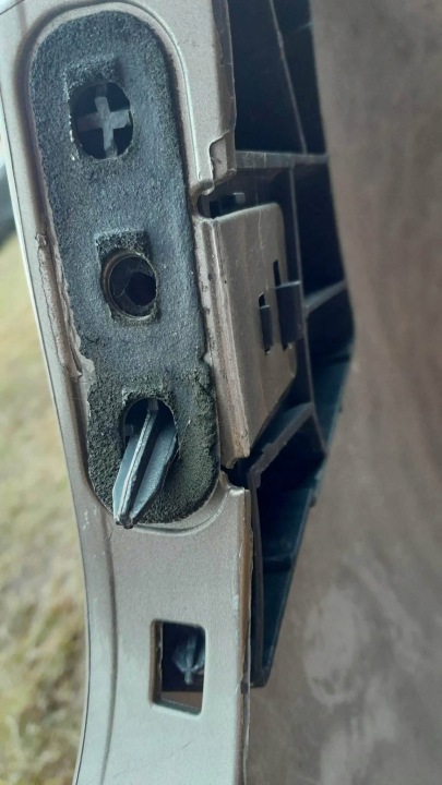 фото №13, Бампер задній citroen c5 ii 2 08-17 9681047877 універсал срібний