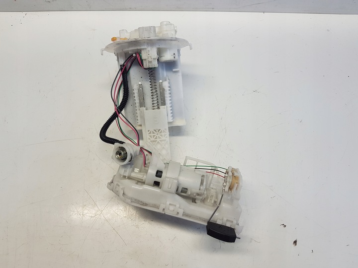 фото №1, Toyota c-hr corolla e21 1.8 гібрид насос пального 77020-02c21