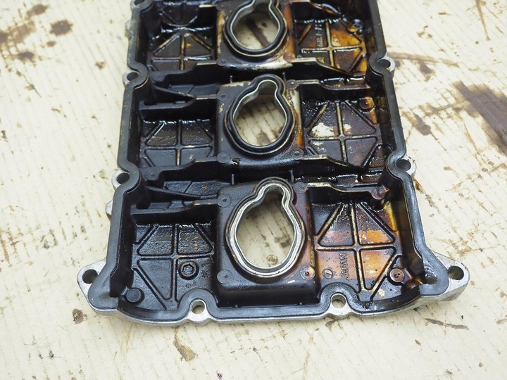 фото №15, Кришка клапанів subaru 3.0 h6 ez30 права j30004rh
