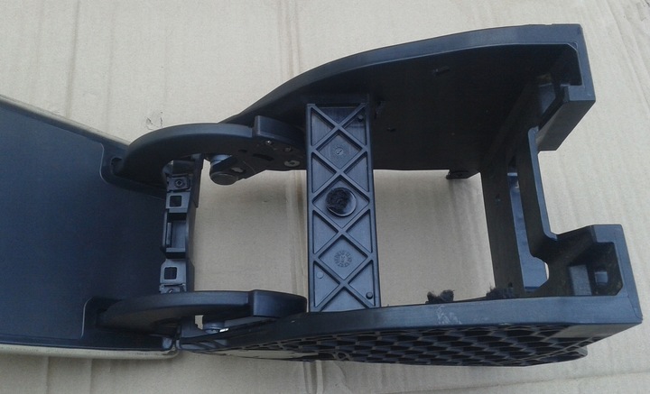 фото №7, Підлокітник шкіряний регульований skoda superb 2 ii 08-13 3t0864207b